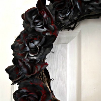 Dead Rose Wreath