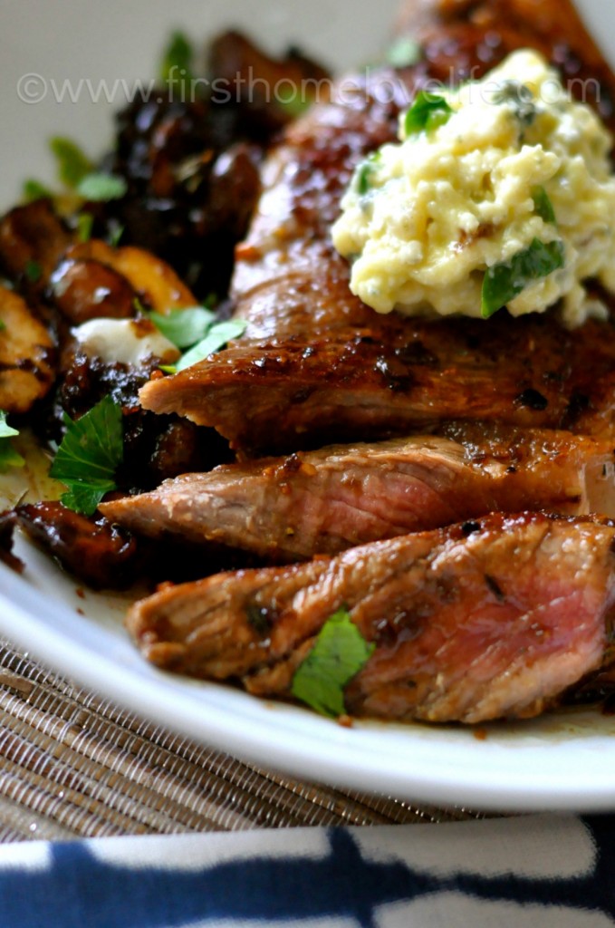 Do you have 20 minutes? Do you have one medium-large skillet or sauté pan? Then guess what? You have everything you need to make this savory steak with gorgonzola butter and mushrooms! #steak #grilled #steakhouse #beef #recipe #dinner 