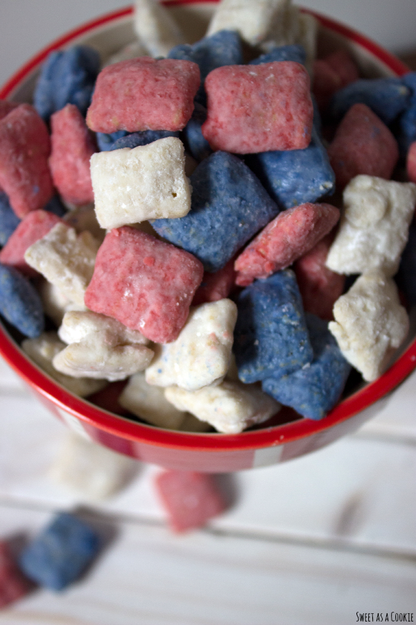 Patriotic Puppy Chow via Sweet as a Cookie