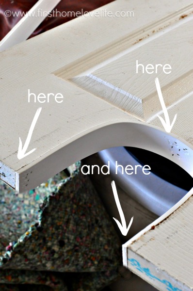 Keep your cat's litter box hidden but easily accessible with this DIY Cat Potty Door cut out!