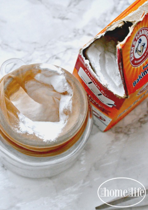 baking soda to absorb odor