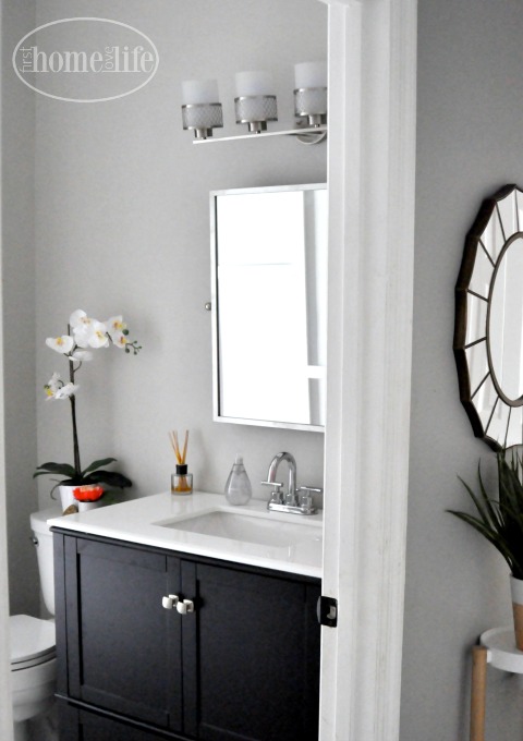 beautiful gray bathroom via www.firsthomelovelife.com