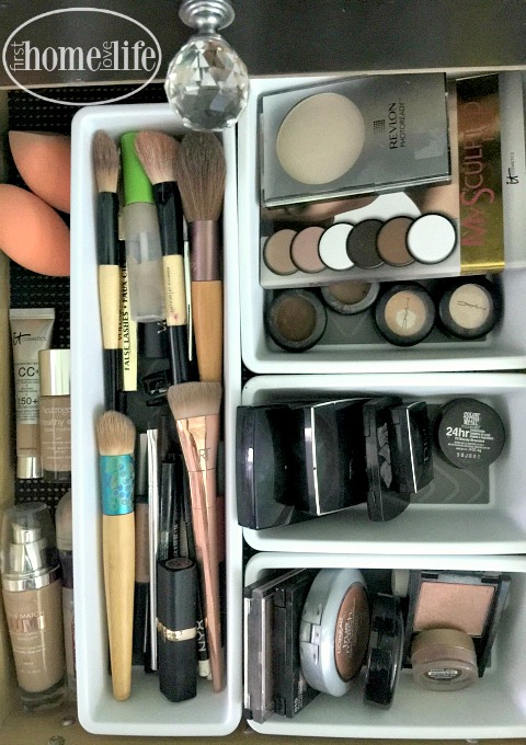 beautiful makeup organization using dollar store containers via firsthomelovelife.com