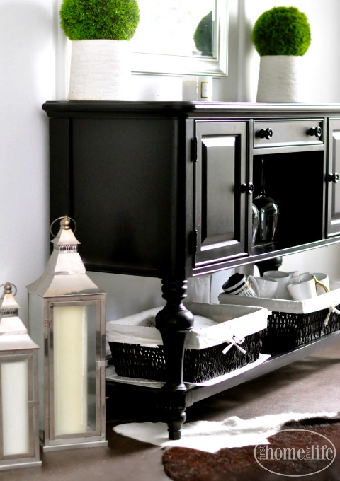 black dining room furniture via firsthomelovelife.com