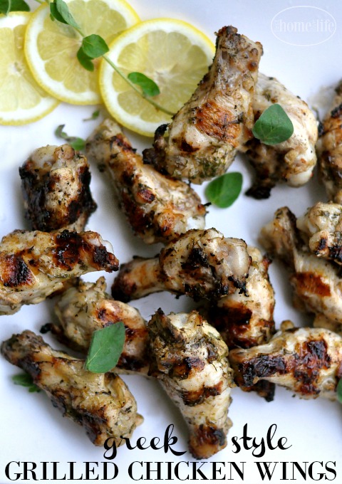 greek style grilled chicken wings with lemon dill and oregano- super easy recipe and very tasty! via firsthomelovelife.com