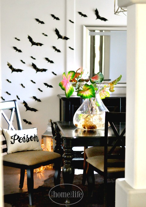 dining-room-halloween-decorations-via-firsthomelovelife-com