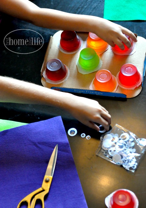 monster-jello-cups-a-fun-halloween-craft-to-do-with-kids-via-www-firsthomelovelife-com
