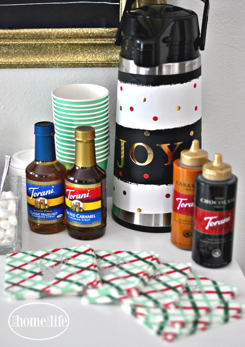 How to host a cookie exchange with a hot chocolate bar for the holidays via firsthomelovelife.com