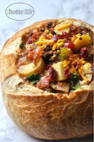 oh my gawd...this bacon cheeseburger soup is so amazing! Smokey, cheesy, meaty...it's what cheeseburger dreams are made of! via firsthomelovelife.com