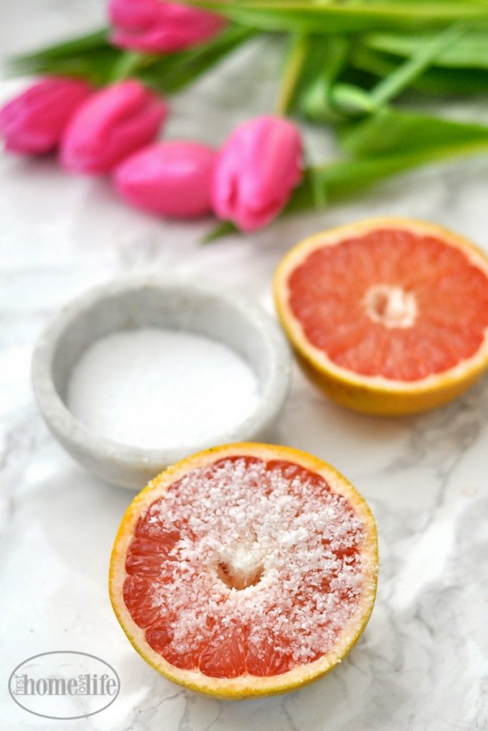 This homemade grapefruit all purpose cleaner not only smells fantastic but is great at cutting through soap scum, grease and anything else you can imagine! via firsthomelovelife.com