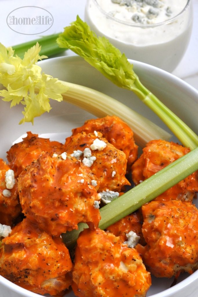 Chicken wings without the messy fingers! This BUFFALO CHICKEN BALL BITES are the perfect game day appetizer! via firsthomelovelife.com