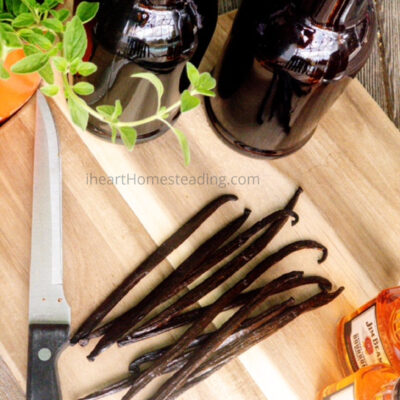 How to Make Homemade Vanilla Extract