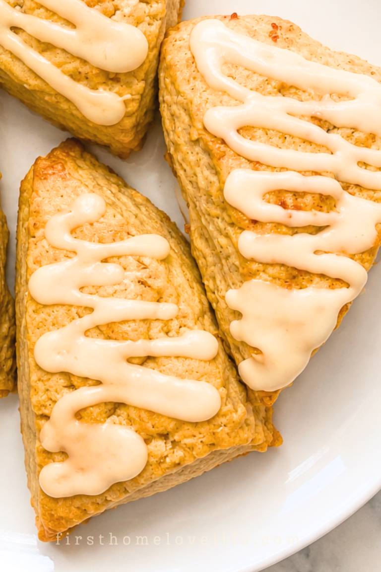 The Best Easy Pumpkin Spice Scones with Pumpkin Latte Glaze - First ...